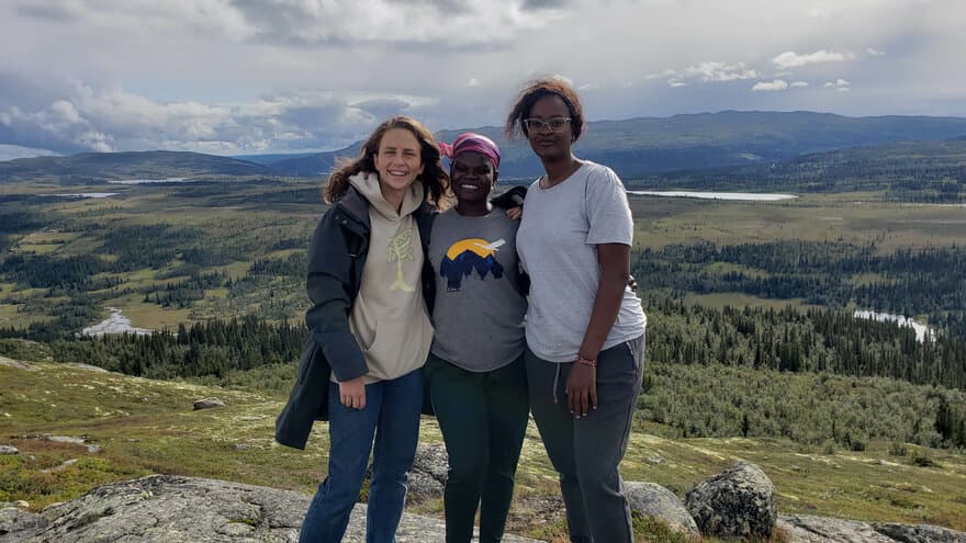NMBU master student Jane Lakot (middle) and friends on a field trip around Lillehammer