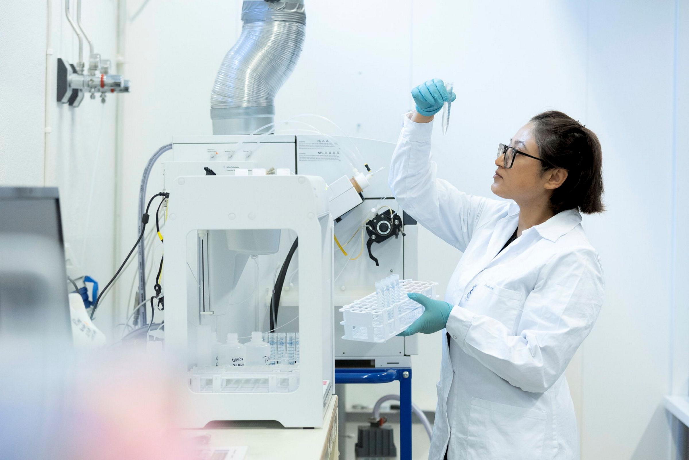 Diverse foto med studenter på Waterlab 
hos Realtek.
Samtykke til bruk er innhentet.